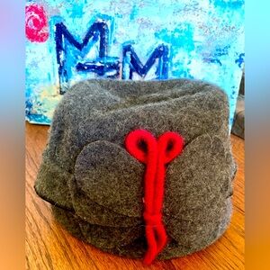 100% Wool Grey Pull On Unstructured Frill Brim Butterfly 🦋 w/ Burgundy